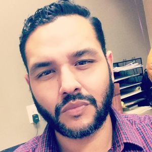 Meet your Posher, Ernesto